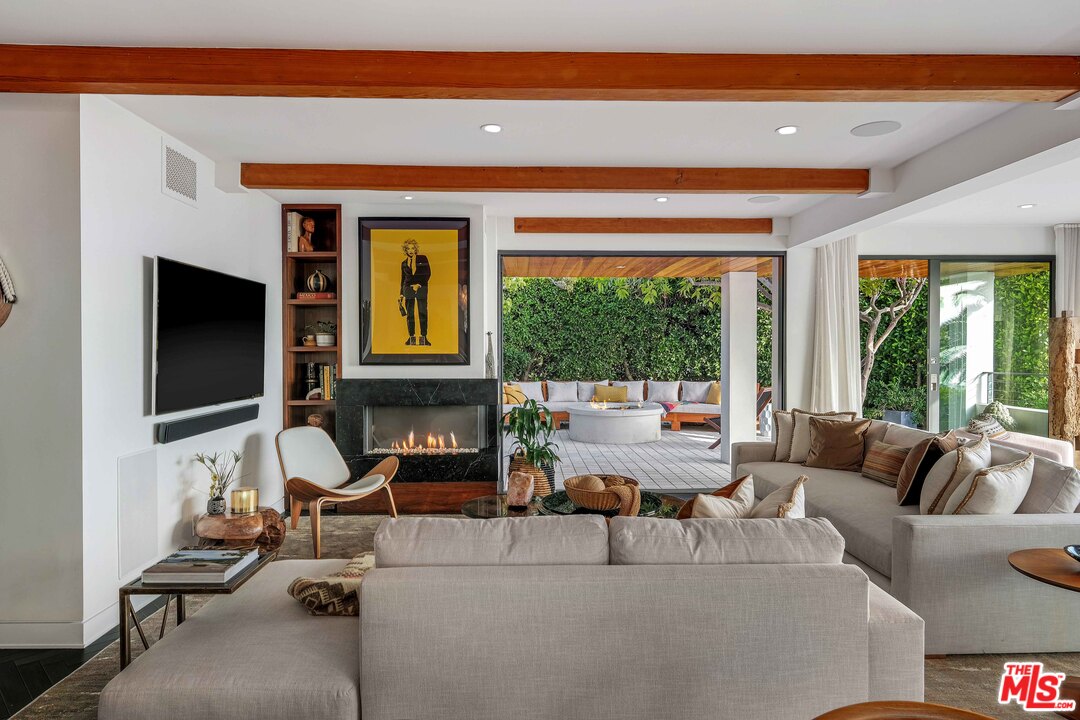 49 Mabery Road Santa Monica, CA 90402 - Photo 6 of 31