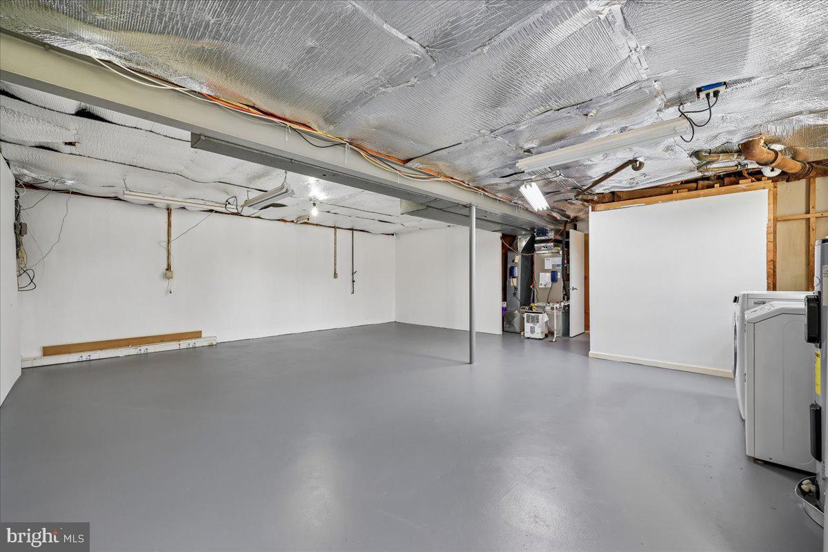 11924 Fernshire Road Gaithersburg, MD 20878 - Photo 47 of 74 Spacious, versatile basement ready for ideas.