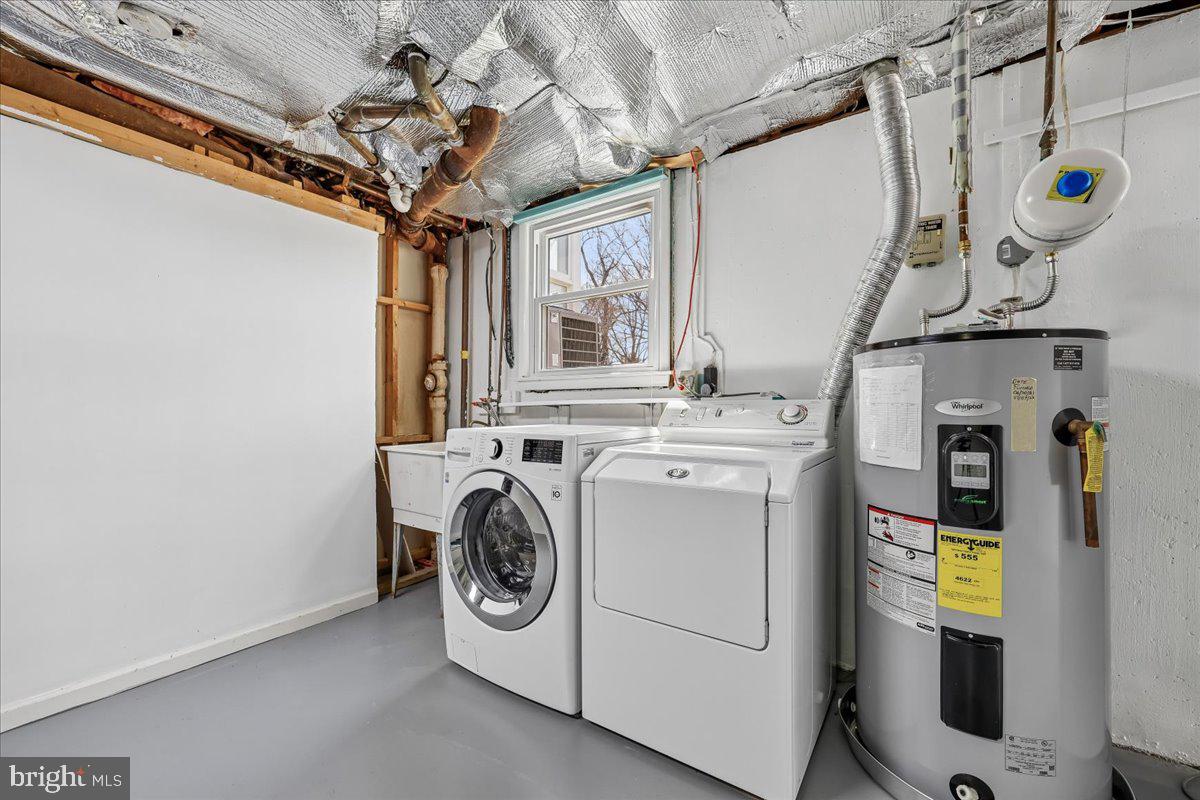 11924 Fernshire Road Gaithersburg, MD 20878 - Photo 48 of 74 Bright and functional laundry space.