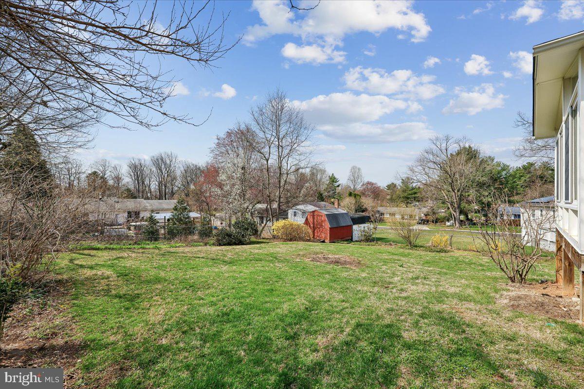 11924 Fernshire Road Gaithersburg, MD 20878 - Photo 60 of 74 a view of a park with large trees