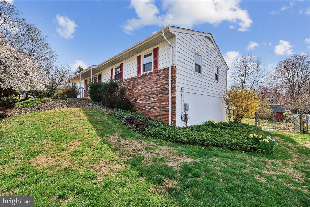 11924 Fernshire Road Gaithersburg, MD 20878 - Photo 61 of 74 Charming hillside home with vibrant gardens.