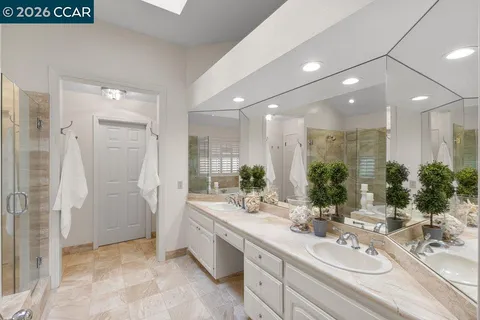 $2,195,000 | 1239 Whispering Oaks Drive, Danville, CA 94506