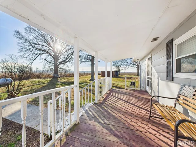 $245,000 | 17086 North County Line Road, Bernie, MO 63822