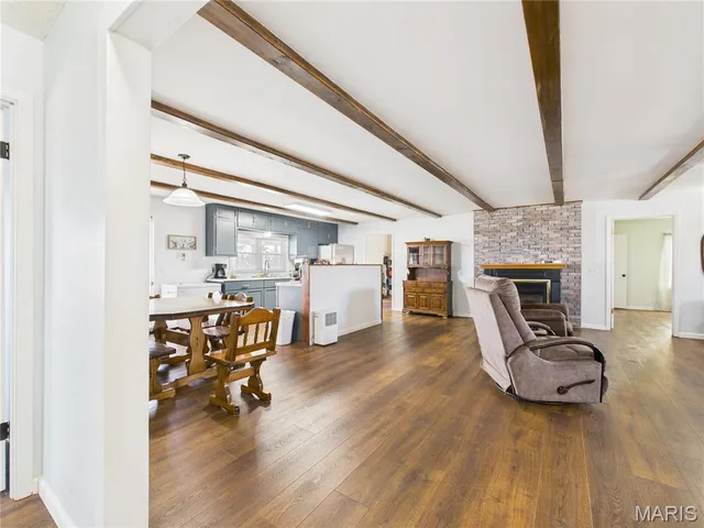 $245,000 | 17086 North County Line Road, Bernie, MO 63822