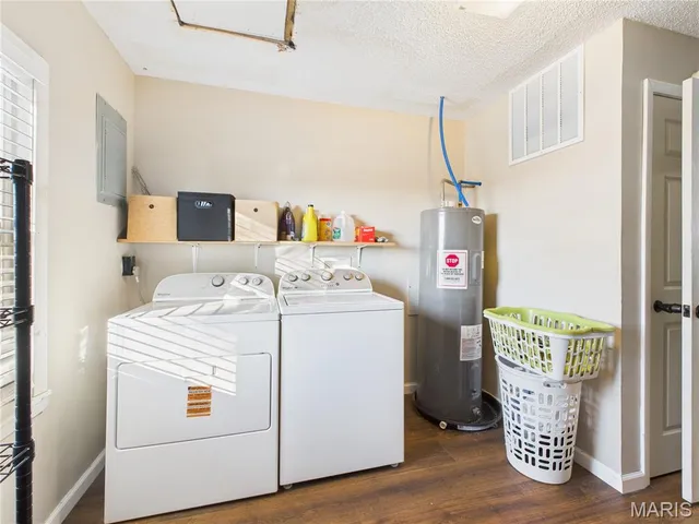 $245,000 | 17086 North County Line Road, Bernie, MO 63822