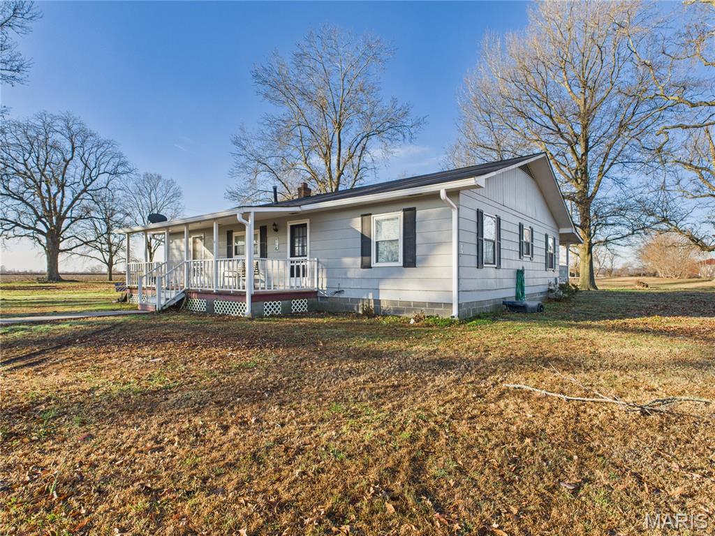 17086 North County Line Road Bernie, MO 63822 - Photo 3 of 34