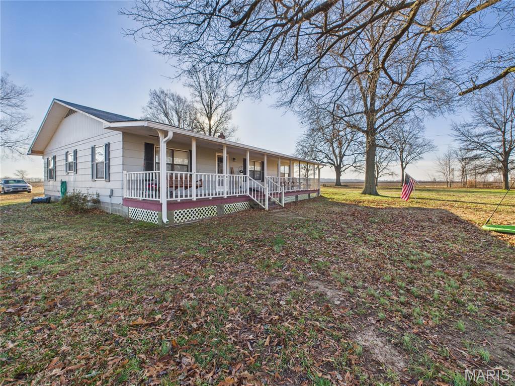 17086 North County Line Road Bernie, MO 63822 - Photo 7 of 34