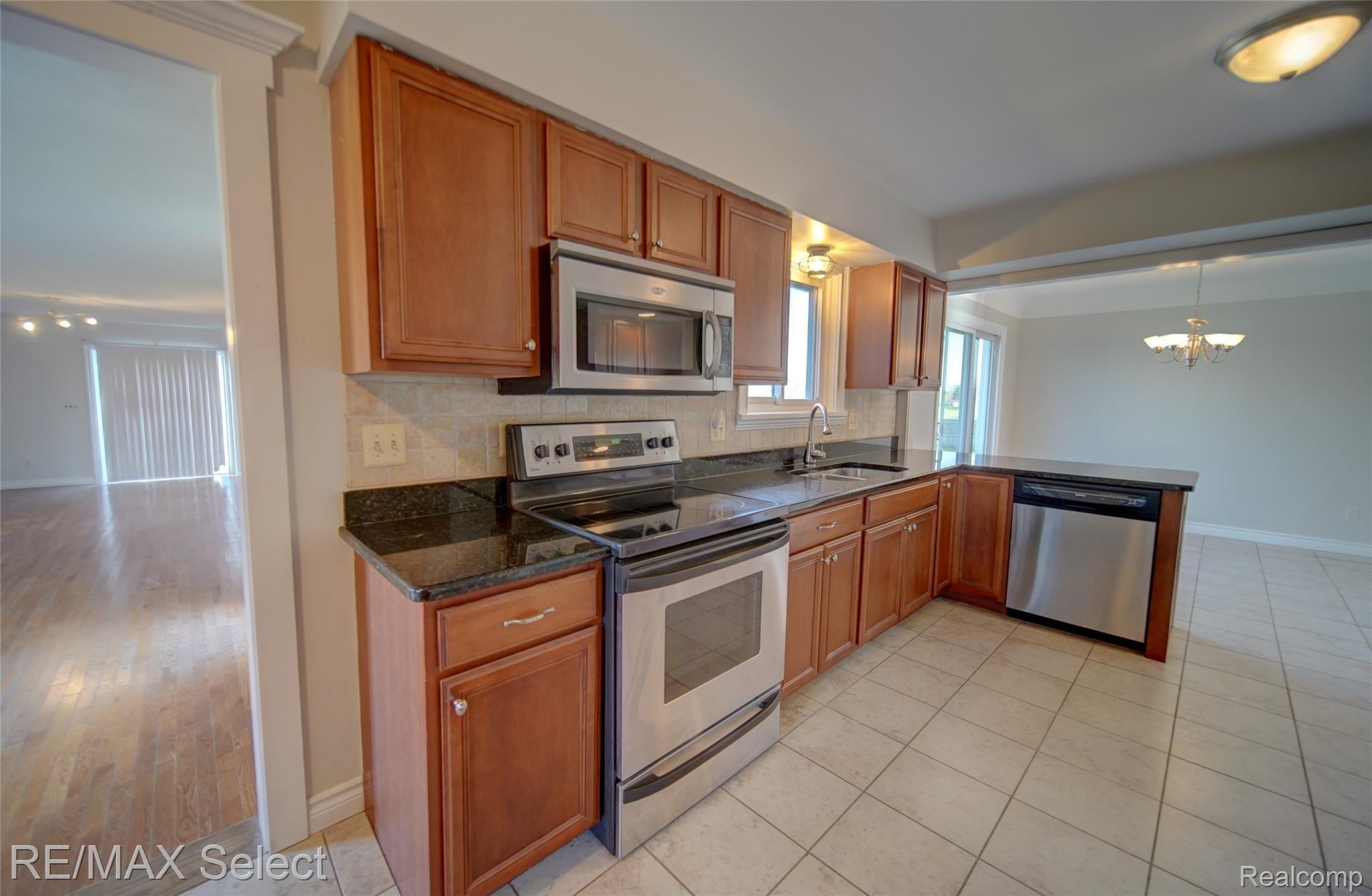 3080 Oak Grove Road Howell, MI 48855 - Photo 21 of 62 3080 Oak Drive Road 21.jpg