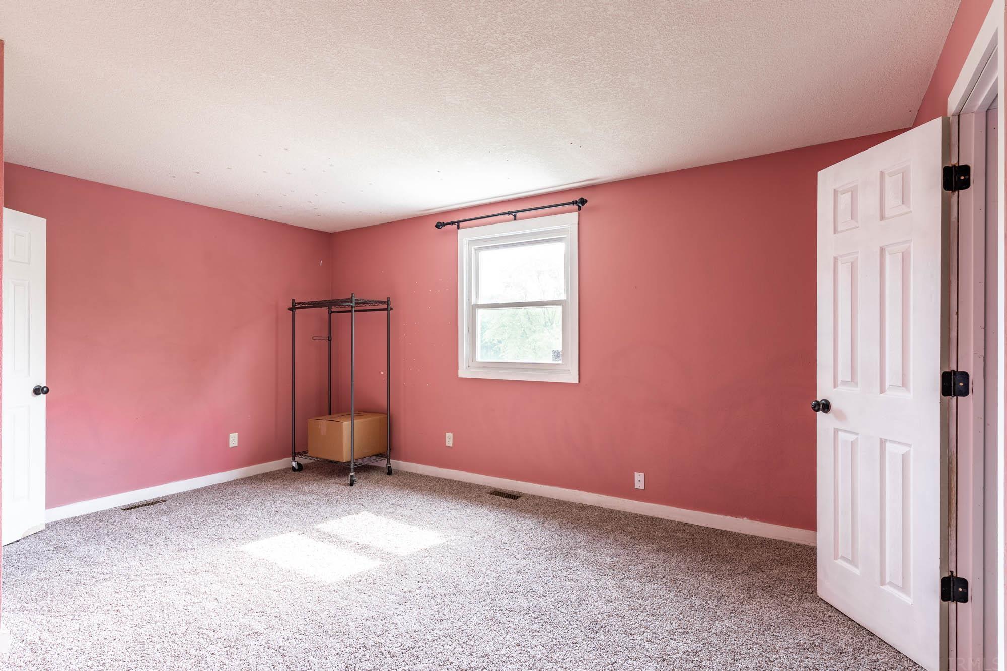 15712 Wappes Road Churubusco, IN 46723 - Photo 14 of 35