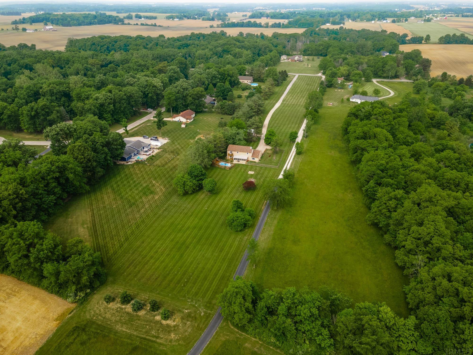 15712 Wappes Road Churubusco, IN 46723 - Photo 31 of 35