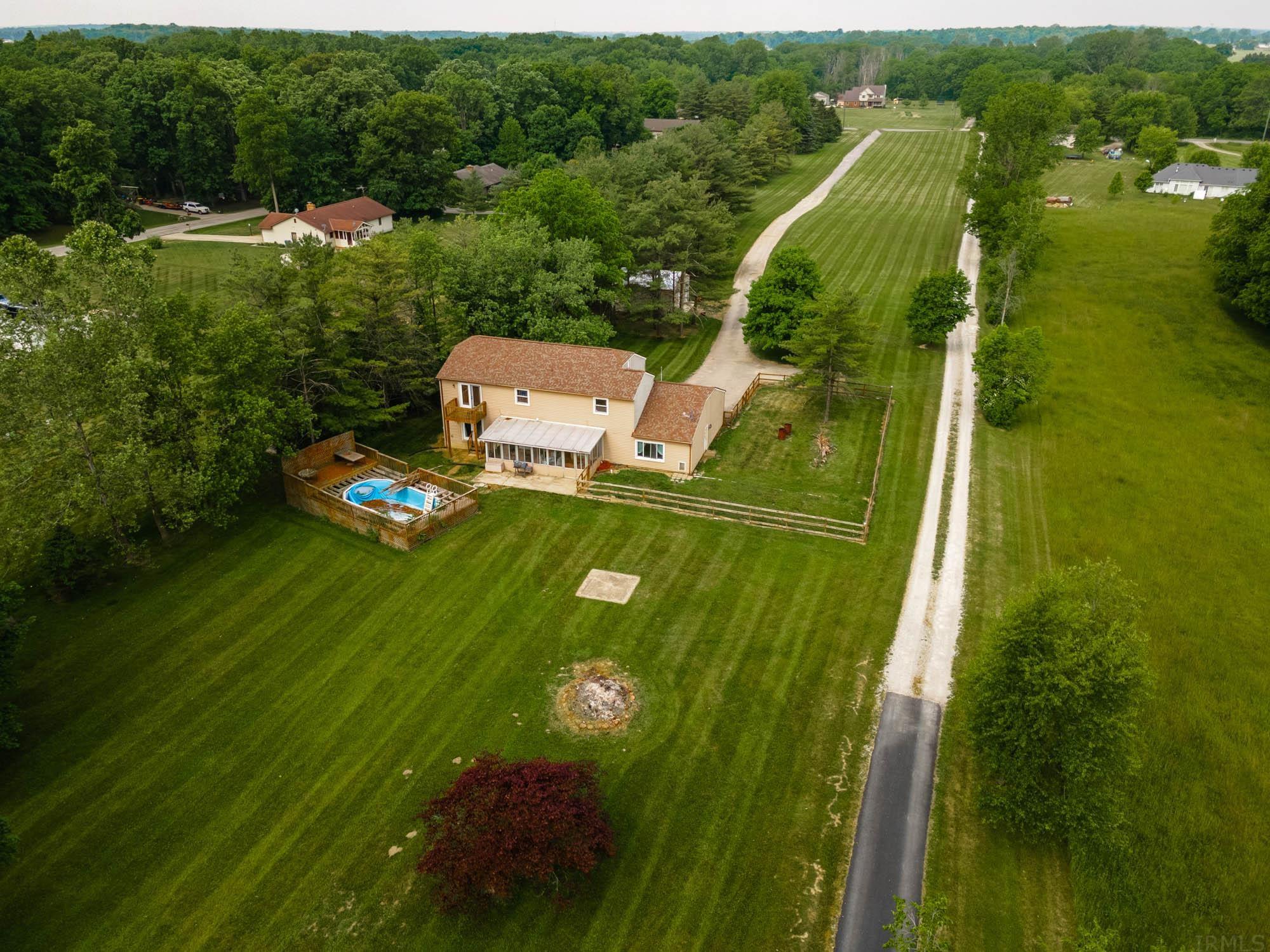 15712 Wappes Road Churubusco, IN 46723 - Photo 32 of 35