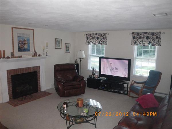 18 Vincent Road Mendon, MA 01756 - Photo 6 of 11 Gallery Image 6