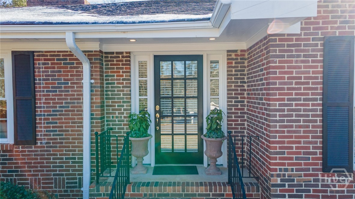 195 Rock Glen Road Athens, GA 30606 - Photo 2 of 46