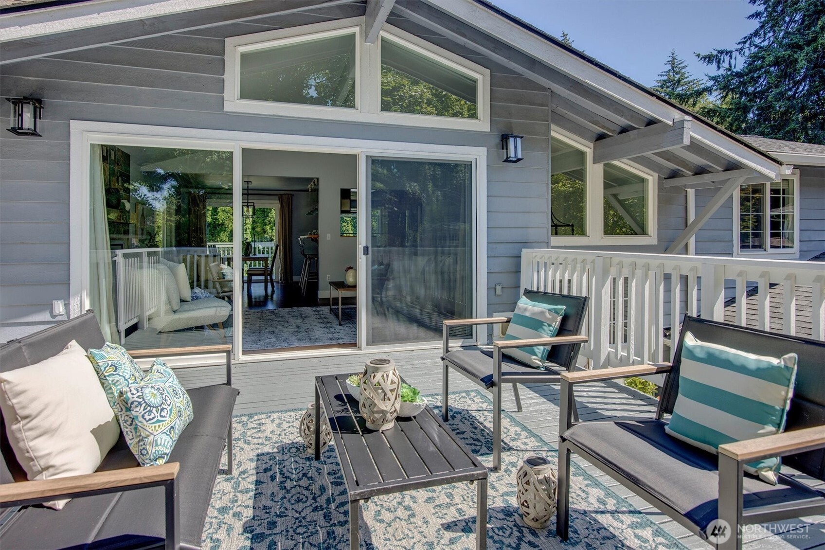 11918 Northeast 159th Street Bothell, WA 98011 - Photo 10 of 39