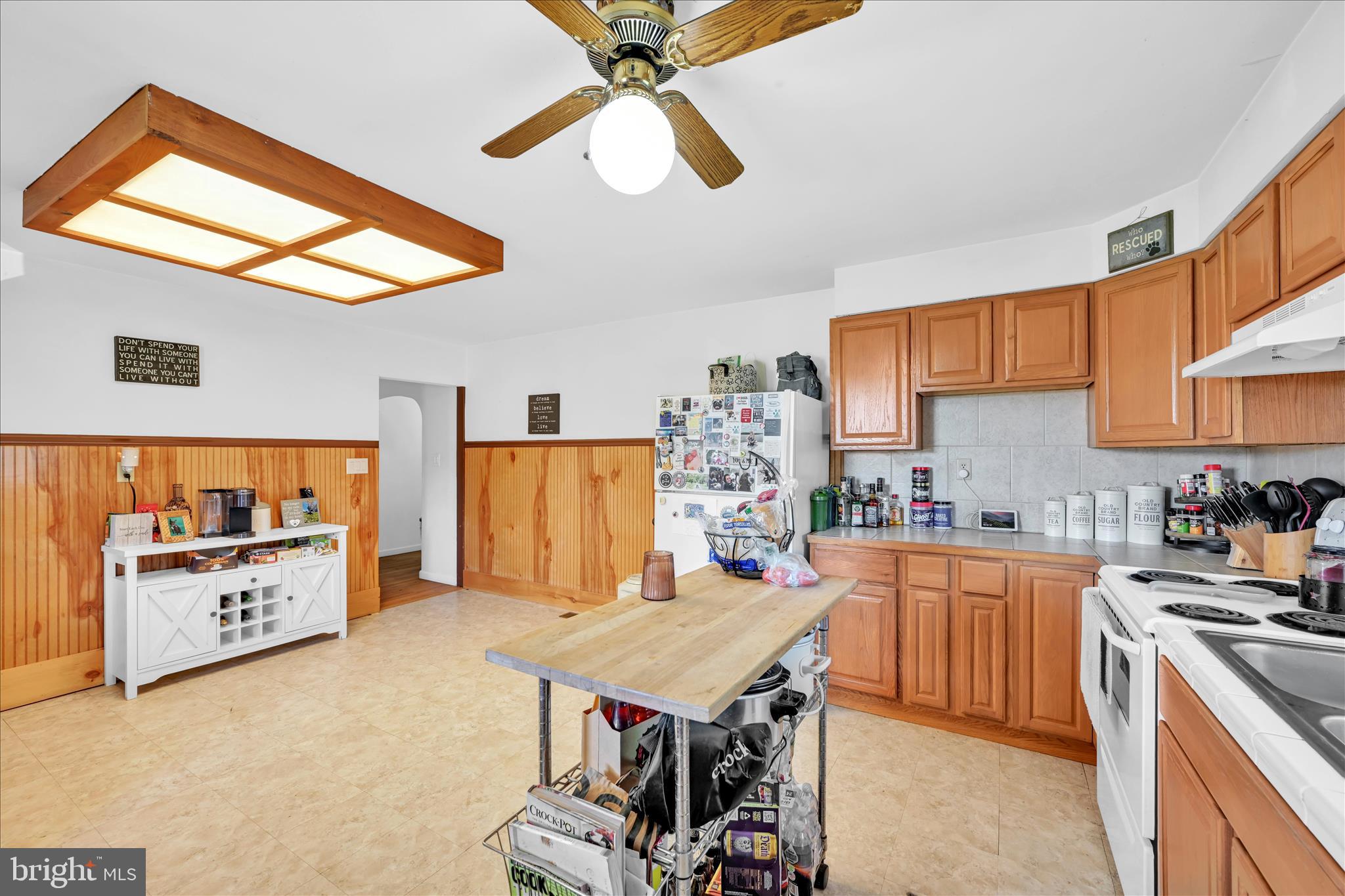 1955 South Forge Road Palmyra, PA 17078 - Photo 16 of 36 Kitchen