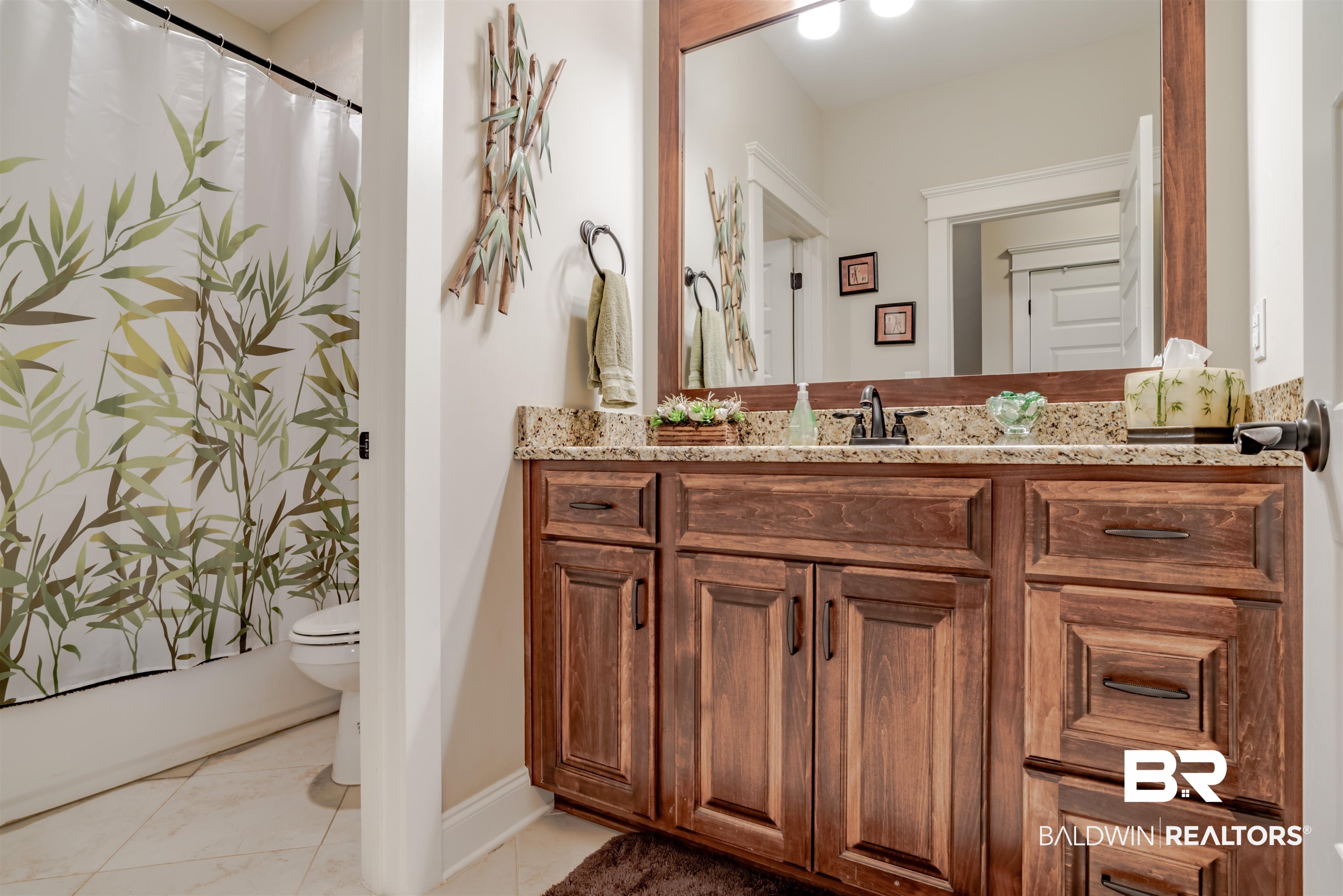 31815 Bobwhite Road Daphne, AL 36527 - Photo 21 of 48 Bathroom 2