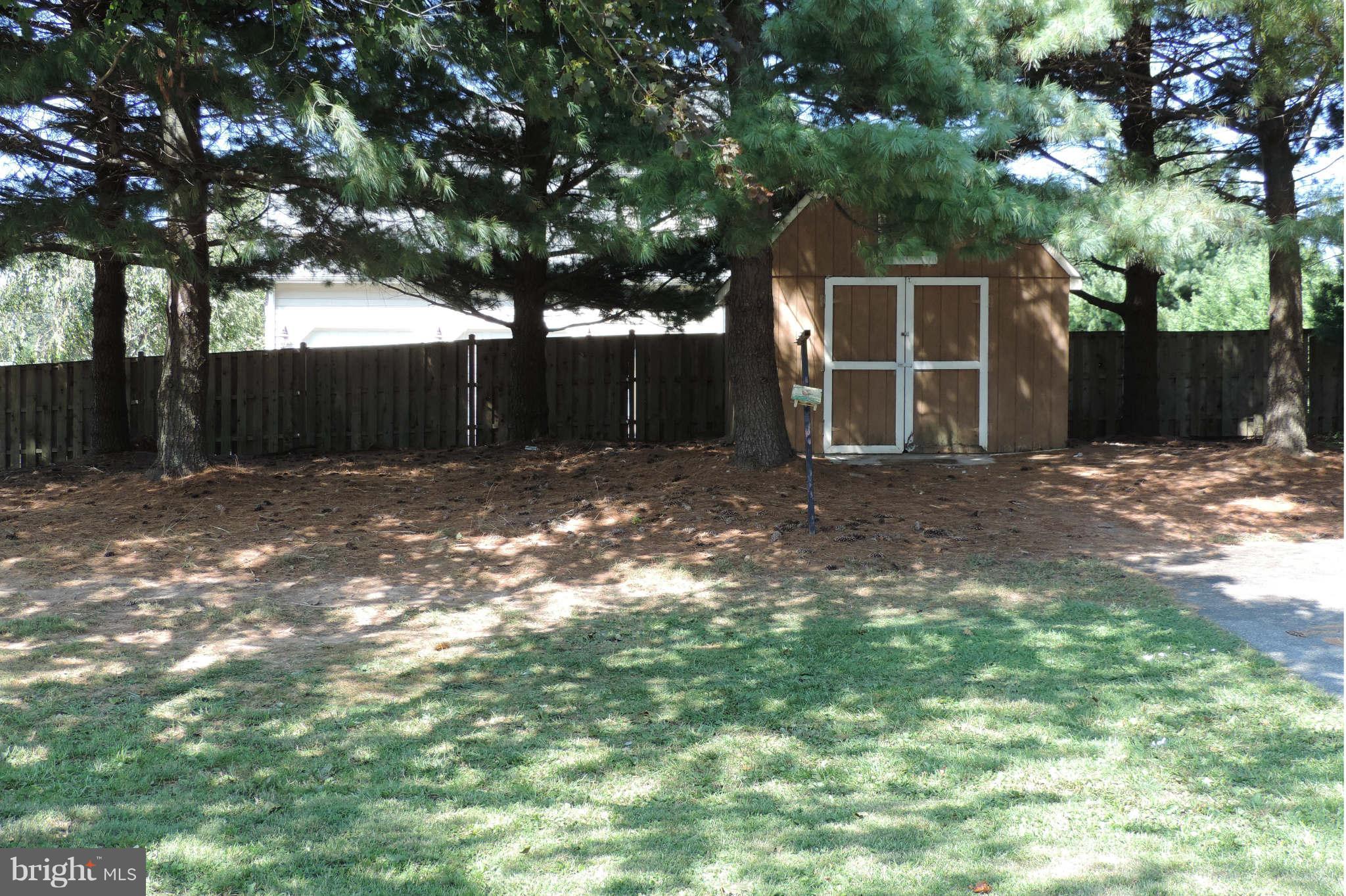 28700 Clarksburg Road Damascus, MD 20872 - Photo 7 of 24 Exterior (Rear)