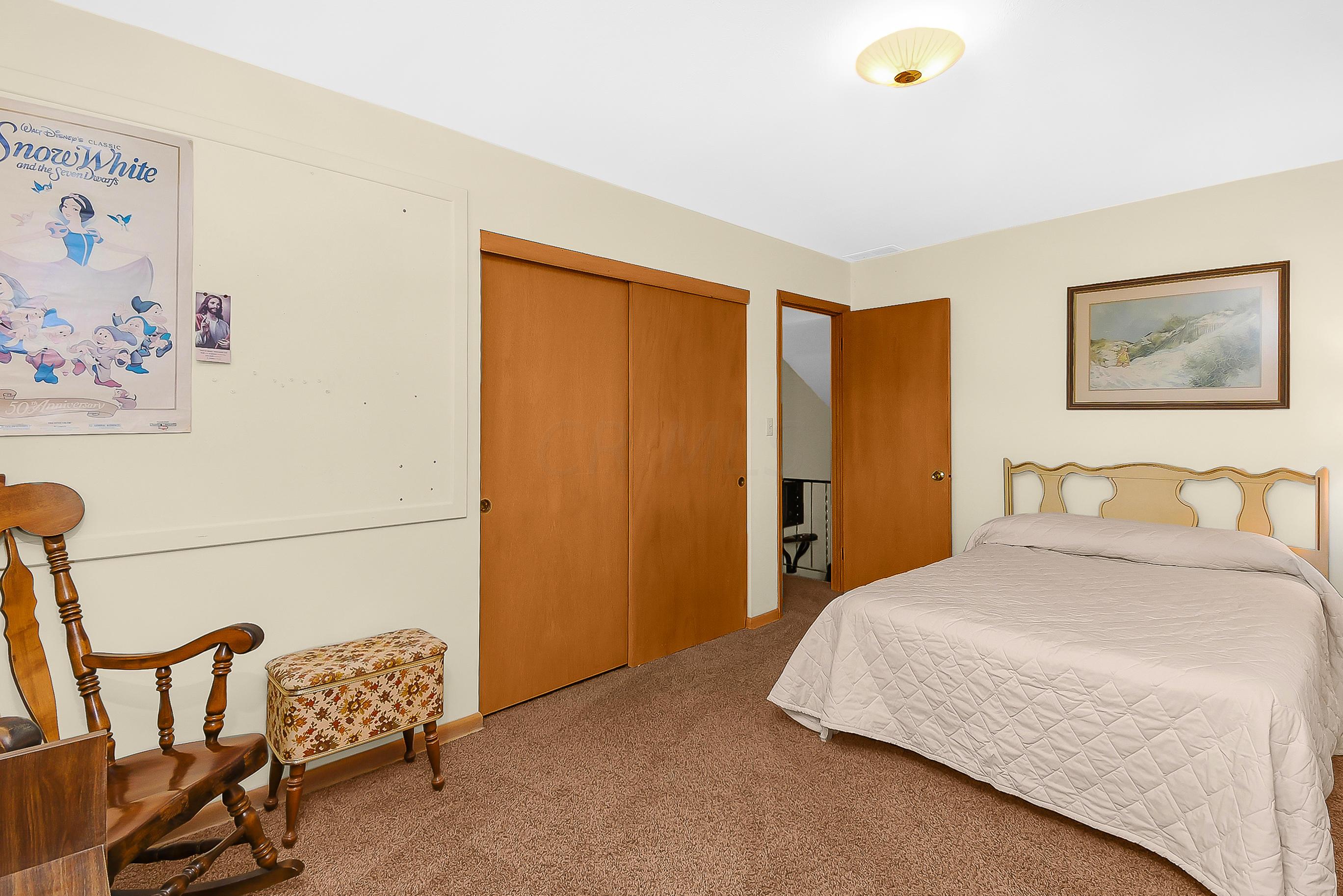 4368 Sandy Lane Road Columbus, OH 43224 - Photo 11 of 40 Gallery Image 11