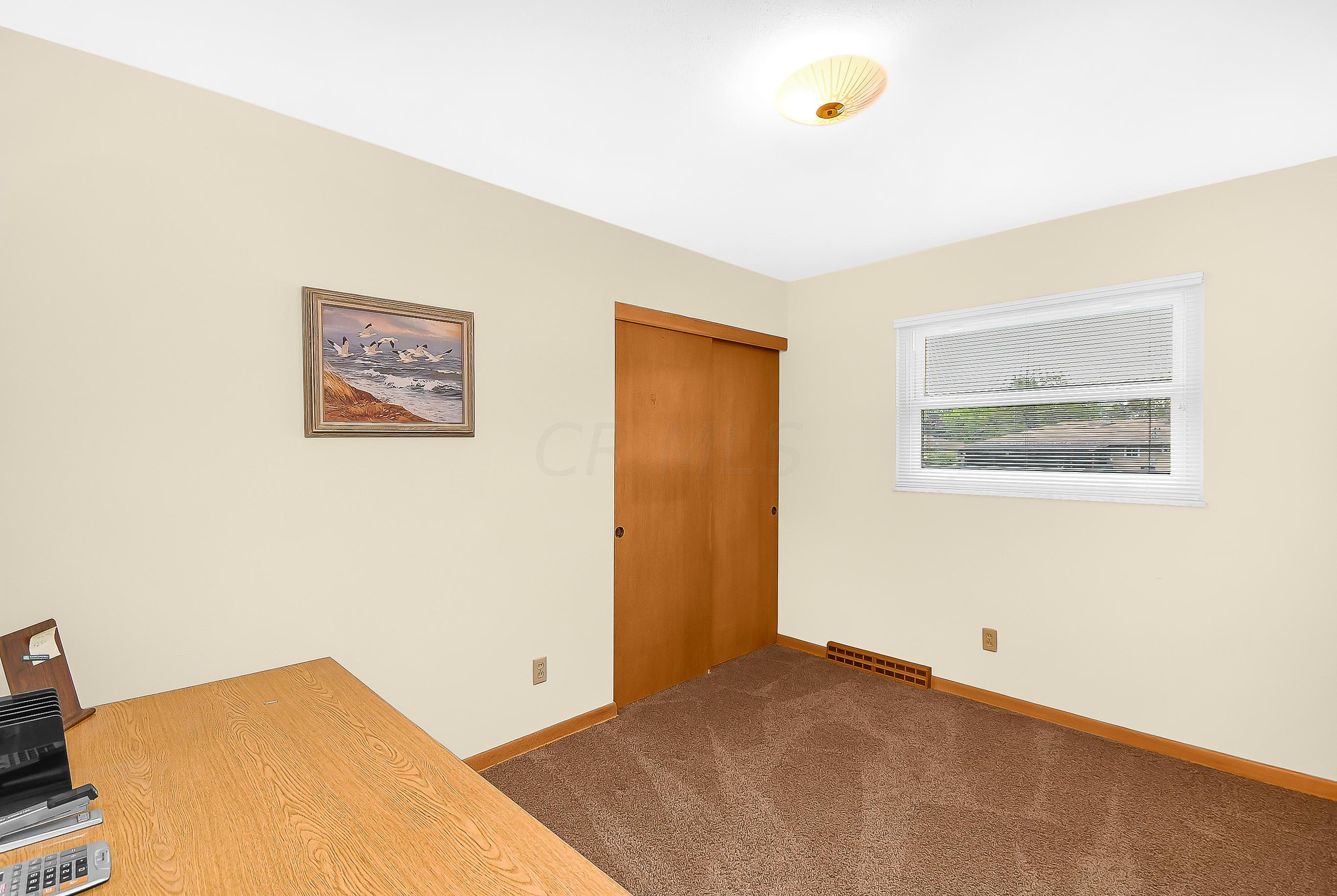 4368 Sandy Lane Road Columbus, OH 43224 - Photo 12 of 40 Gallery Image 12