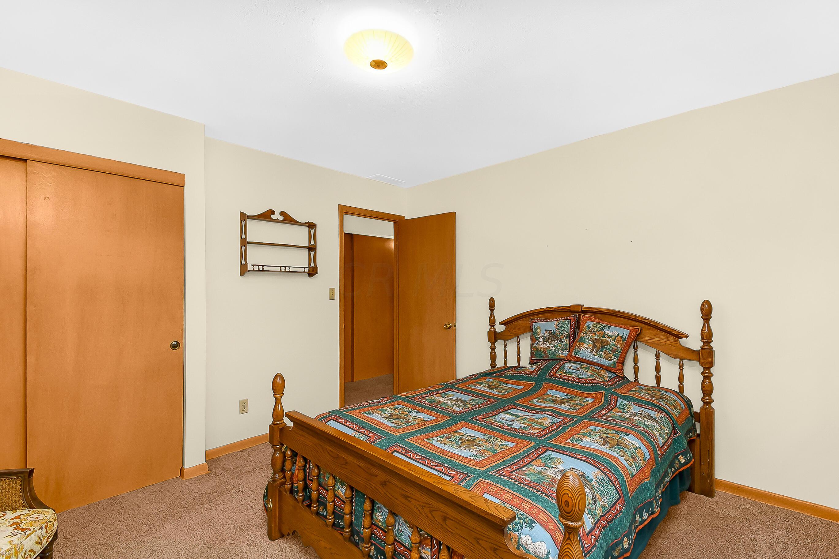 4368 Sandy Lane Road Columbus, OH 43224 - Photo 16 of 40 Gallery Image 16