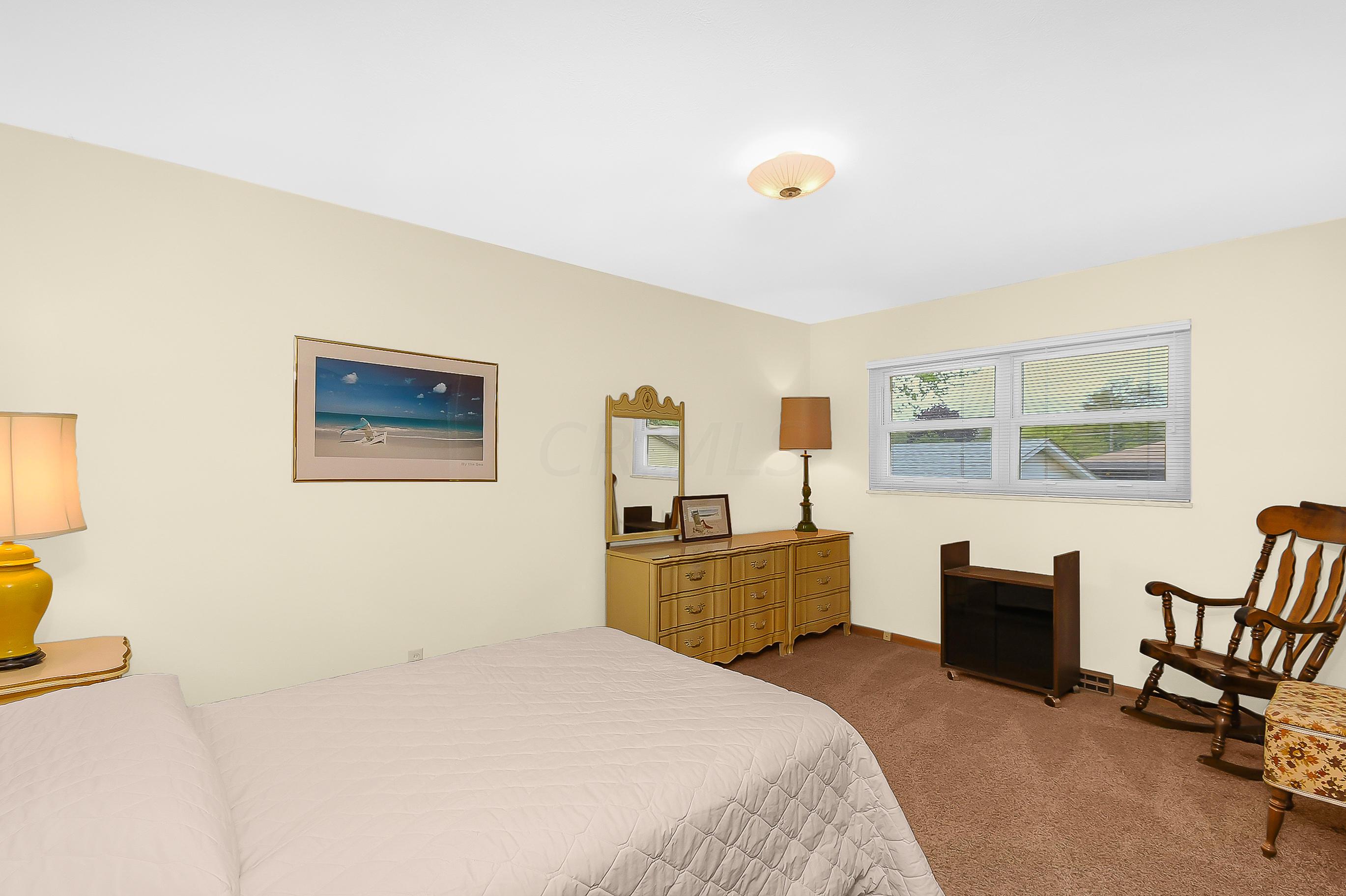 4368 Sandy Lane Road Columbus, OH 43224 - Photo 10 of 40 Gallery Image 10