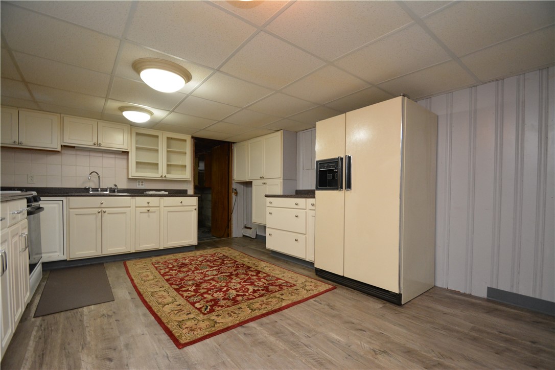 110 Highview Drive Irondequoit, NY 14609 - Photo 11 of 25