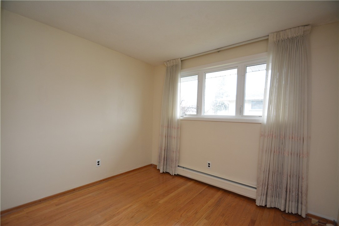 110 Highview Drive Irondequoit, NY 14609 - Photo 12 of 25