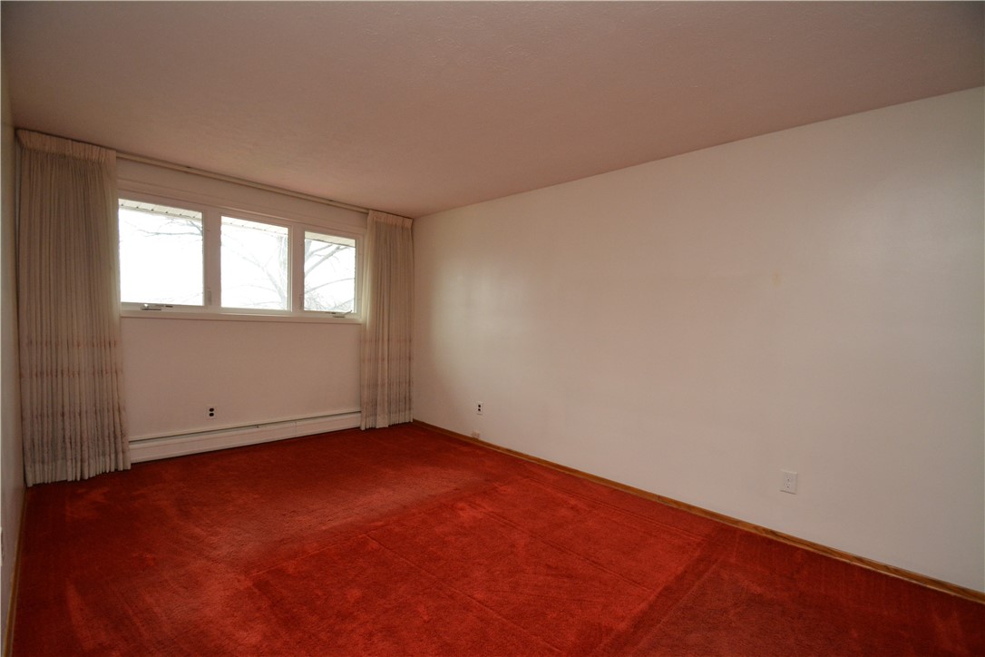 110 Highview Drive Irondequoit, NY 14609 - Photo 17 of 25