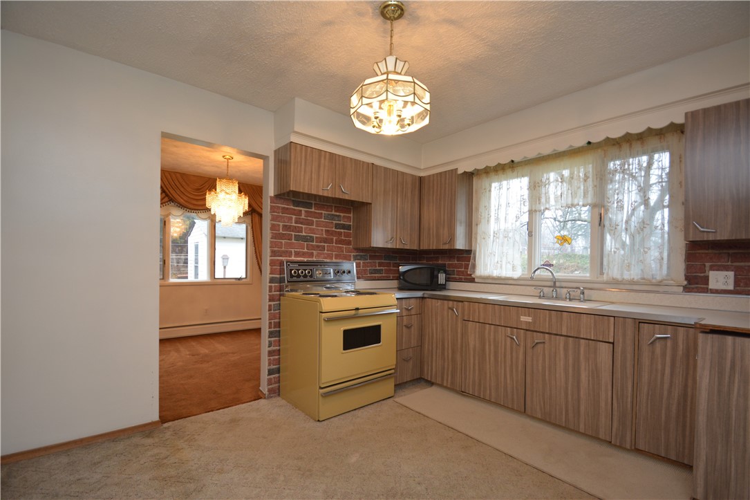 110 Highview Drive Irondequoit, NY 14609 - Photo 23 of 25