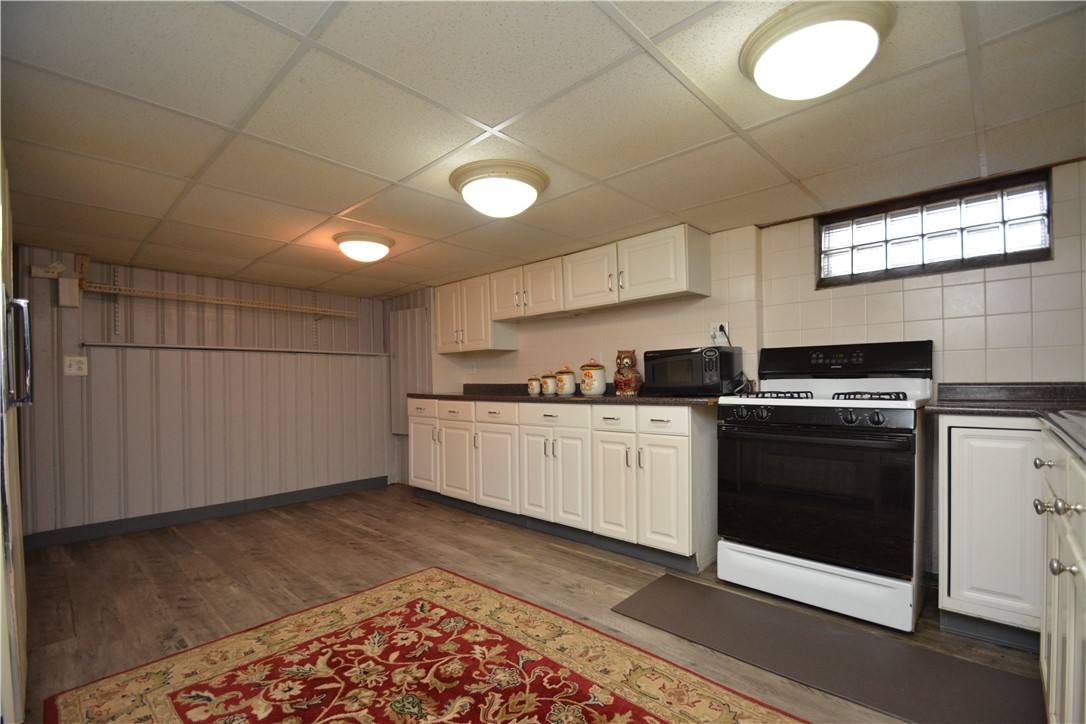 110 Highview Drive Irondequoit, NY 14609 - Photo 9 of 25