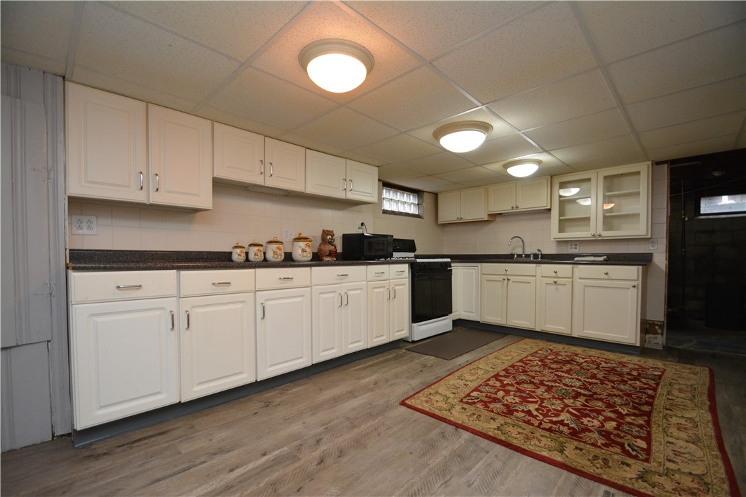 110 Highview Drive Irondequoit, NY 14609 - Photo 10 of 25