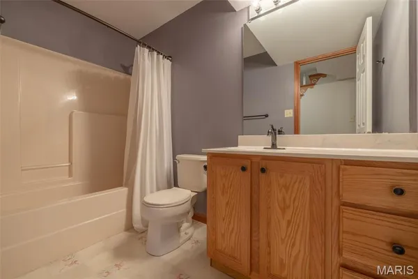 $799,999 | 100 Silex Elevator Road, Silex, MO 63377