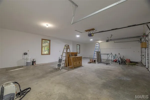 $799,999 | 100 Silex Elevator Road, Silex, MO 63377