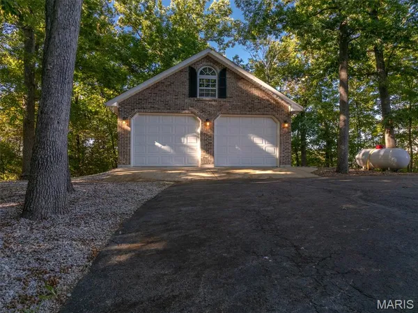 $799,999 | 100 Silex Elevator Road, Silex, MO 63377