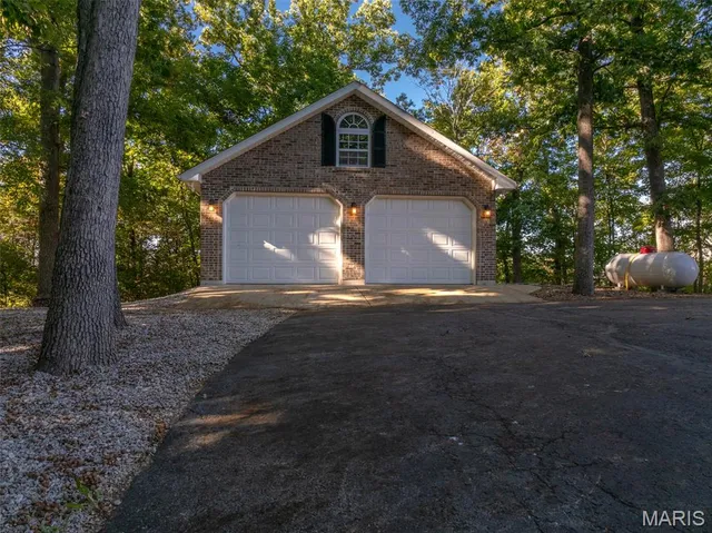 $799,999 | 100 Silex Elevator Road, Silex, MO 63377