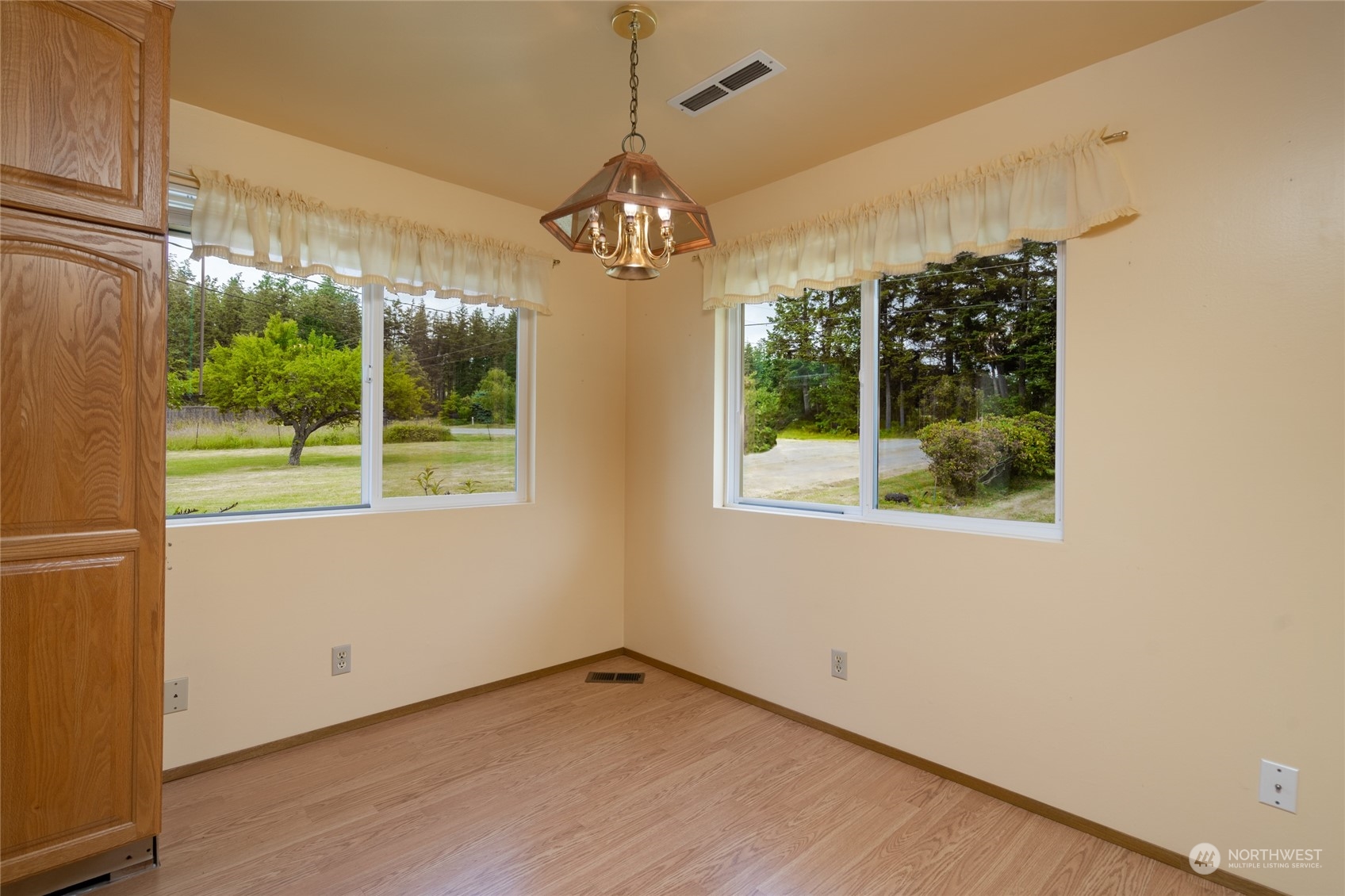 2187 North Reservation Road Oak Harbor, WA 98277 - Photo 13 of 38 Gallery Image 13