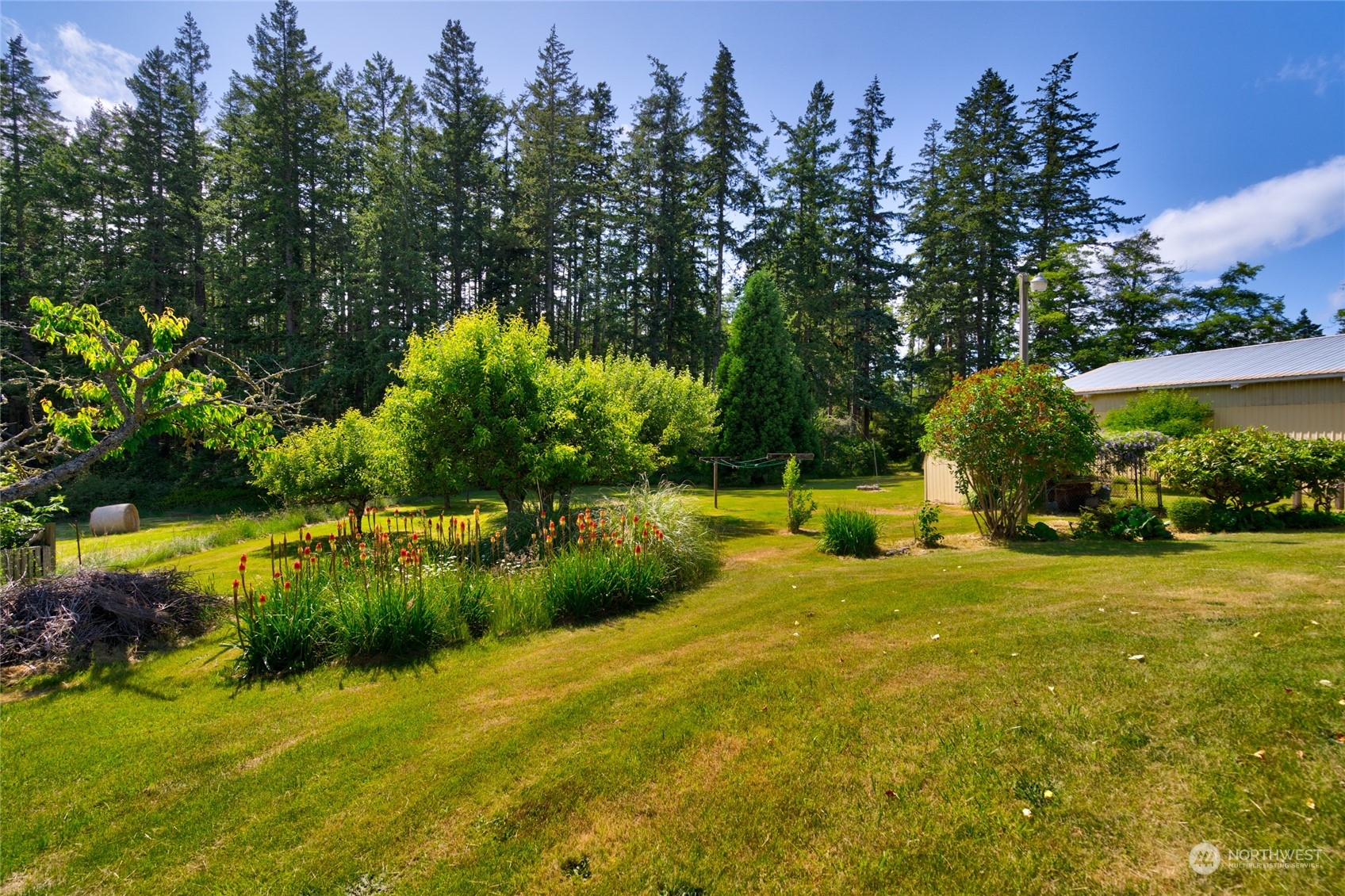 2187 North Reservation Road Oak Harbor, WA 98277 - Photo 35 of 38 Gallery Image 35