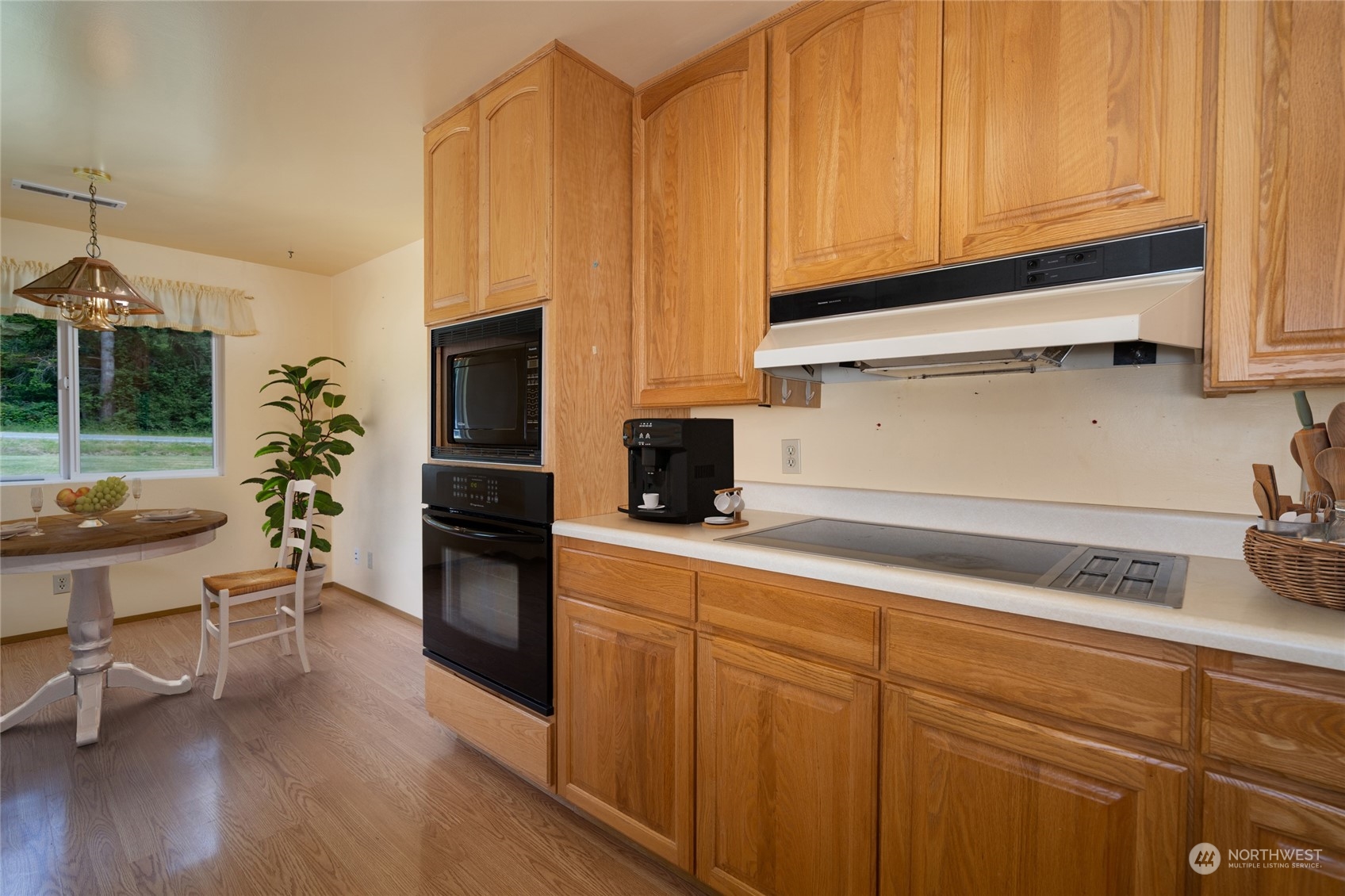 2187 North Reservation Road Oak Harbor, WA 98277 - Photo 10 of 38 Gallery Image 10