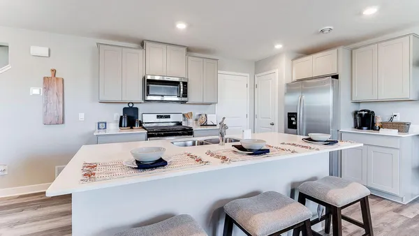 $385,990 | 19225 136th Avenue North, Rogers, MN 55374