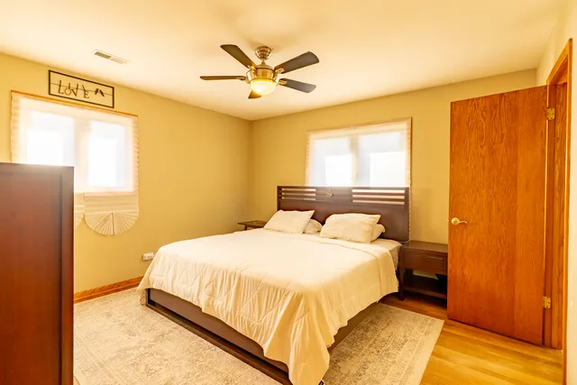 $519,000 | 1436 Greenview Court, Schaumburg, IL 60193