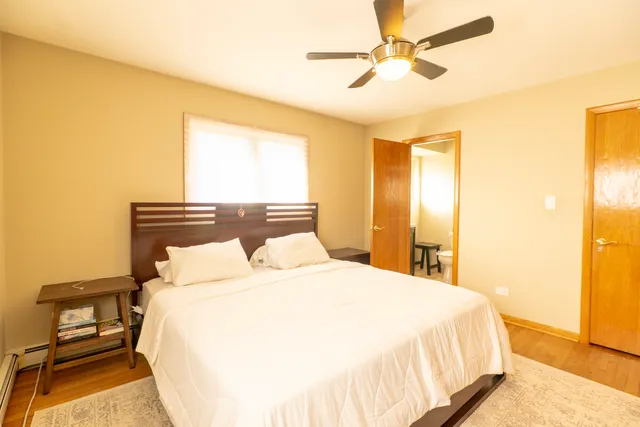 $519,000 | 1436 Greenview Court, Schaumburg, IL 60193