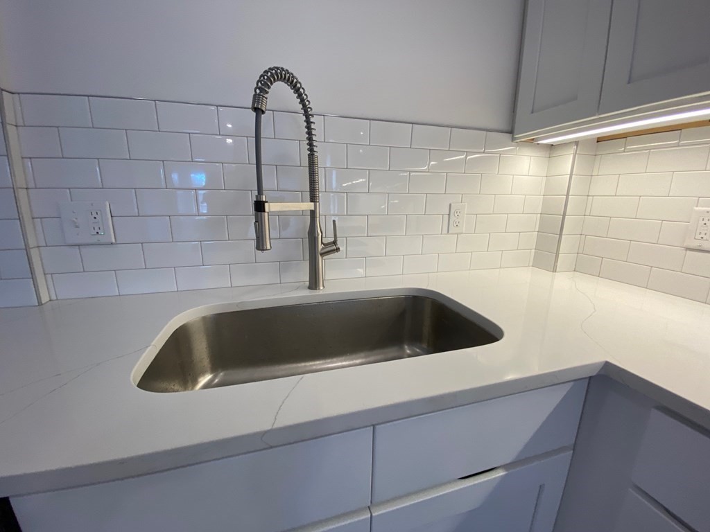 23 Main Street, Unit 2 Topsfield, MA 01983 - Photo 4 of 16