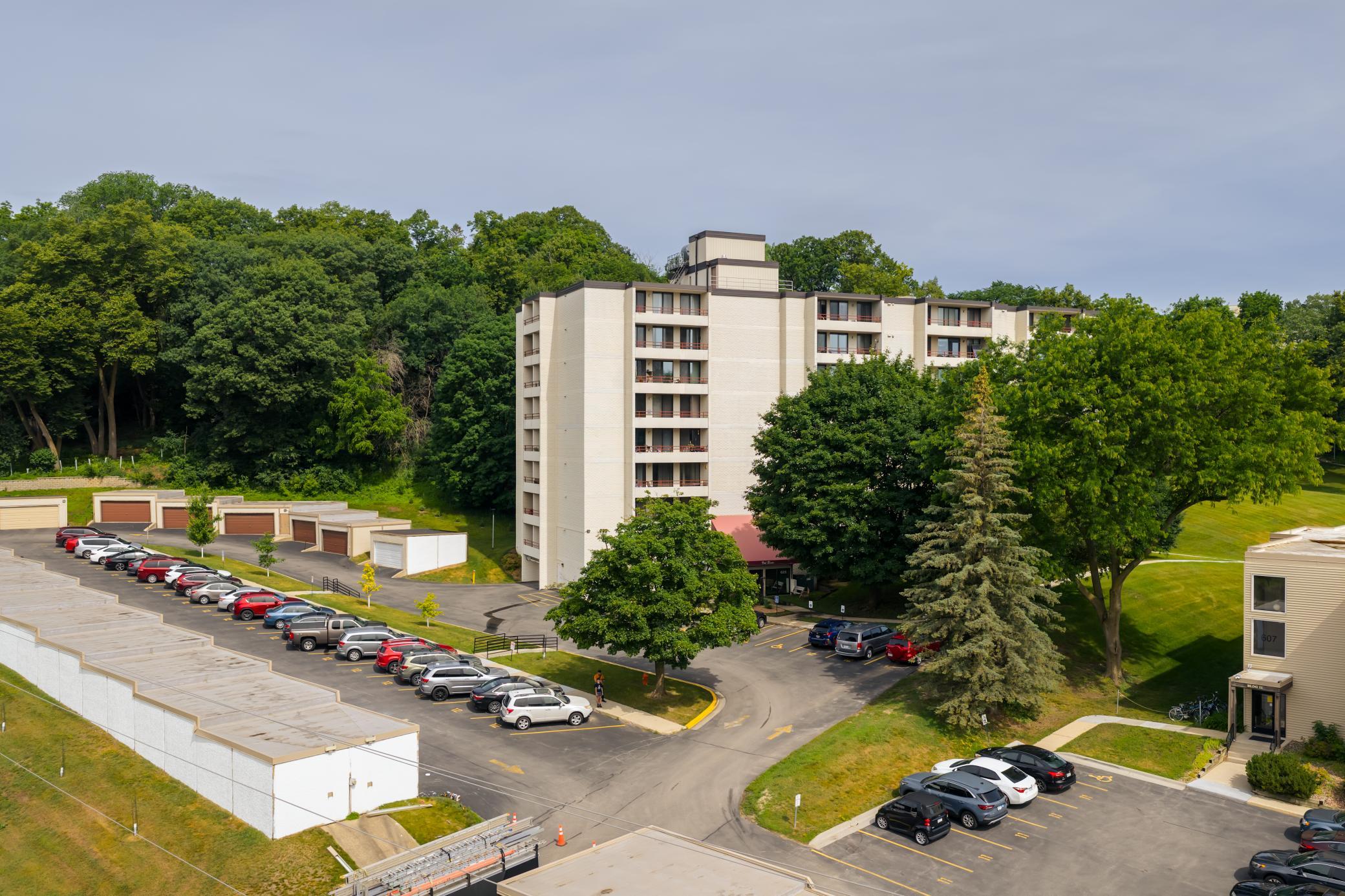 625 19th Street Northwest, Unit 300 Rochester, MN 55901 - Photo 11 of 75