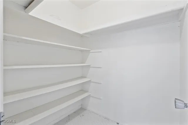 $289,900 | 2424 Kent Avenue, Fort Myers, FL 33907