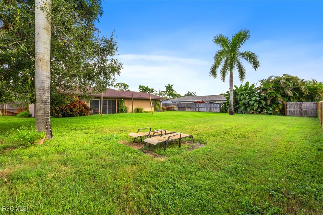 2424 Kent Avenue Fort Myers, FL 33907 - Photo 19 of 21