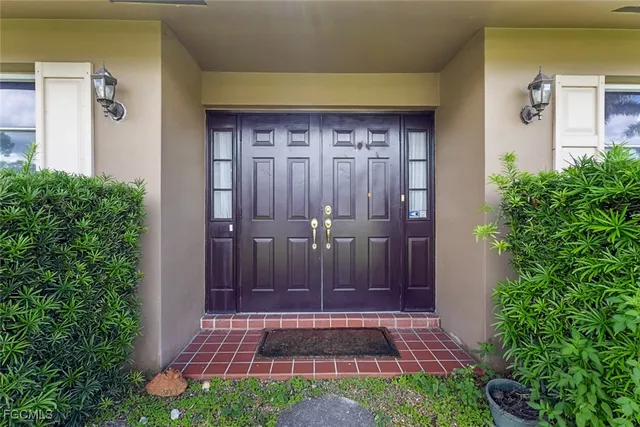 $289,900 | 2424 Kent Avenue, Fort Myers, FL 33907