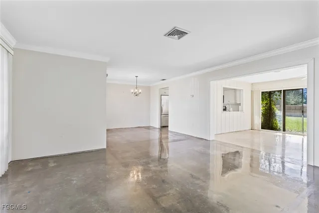 $289,900 | 2424 Kent Avenue, Fort Myers, FL 33907