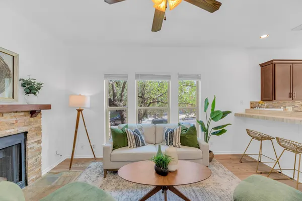 $285,000 | 2414 Longview Street, Unit 101, Austin, TX 78705