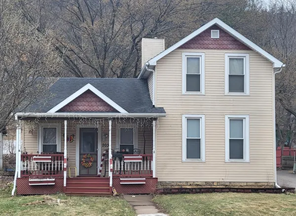 $310,000 | 203 East 7th Street, Red Wing, MN 55066