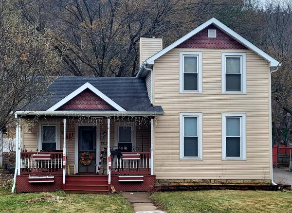 $310,000 | 203 East 7th Street, Red Wing, MN 55066
